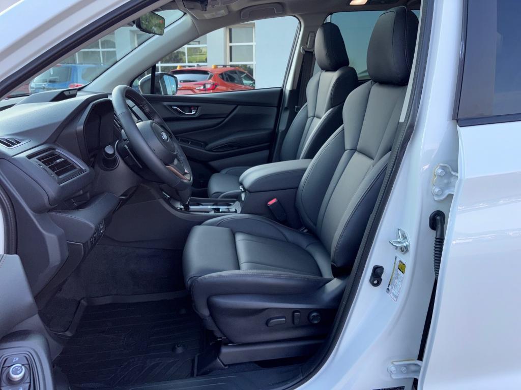 new 2025 Subaru Ascent car, priced at $45,860