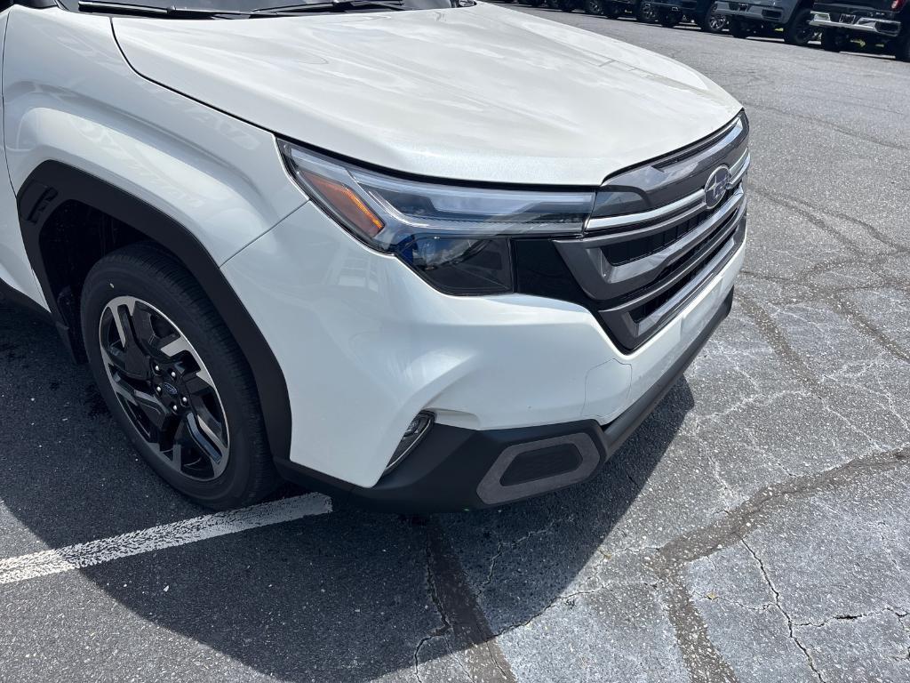 new 2025 Subaru Forester car, priced at $40,071