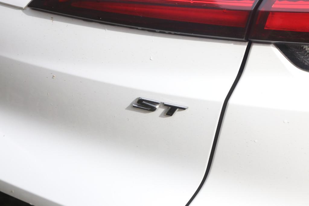 used 2024 Buick Envista car, priced at $29,930