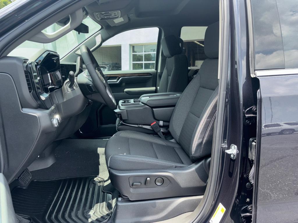 new 2025 GMC Sierra 1500 car, priced at $56,315