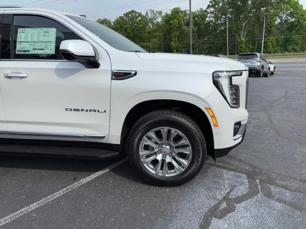 new 2025 GMC Yukon car, priced at $80,795