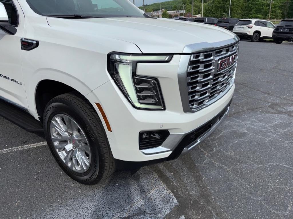 new 2025 GMC Yukon car, priced at $80,795