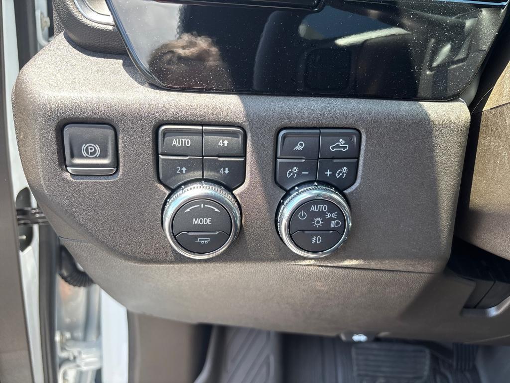 new 2025 GMC Sierra 2500 car, priced at $74,055