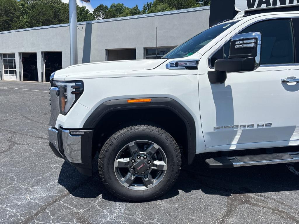 new 2025 GMC Sierra 2500 car, priced at $74,055