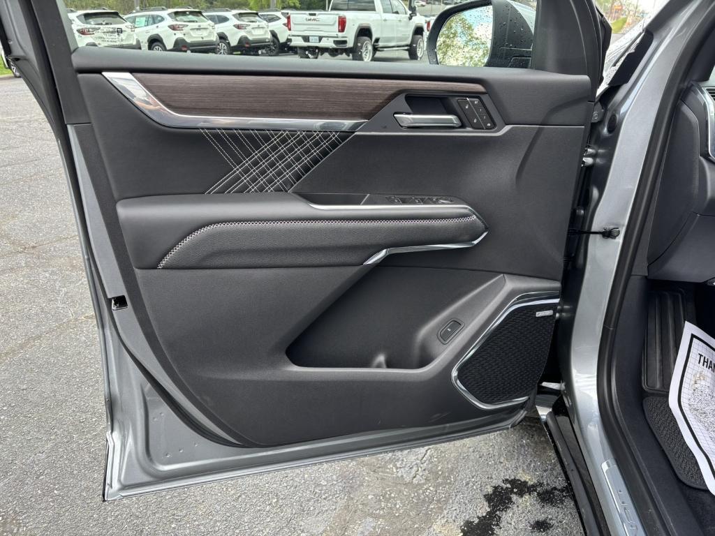 new 2025 GMC Acadia car, priced at $54,799