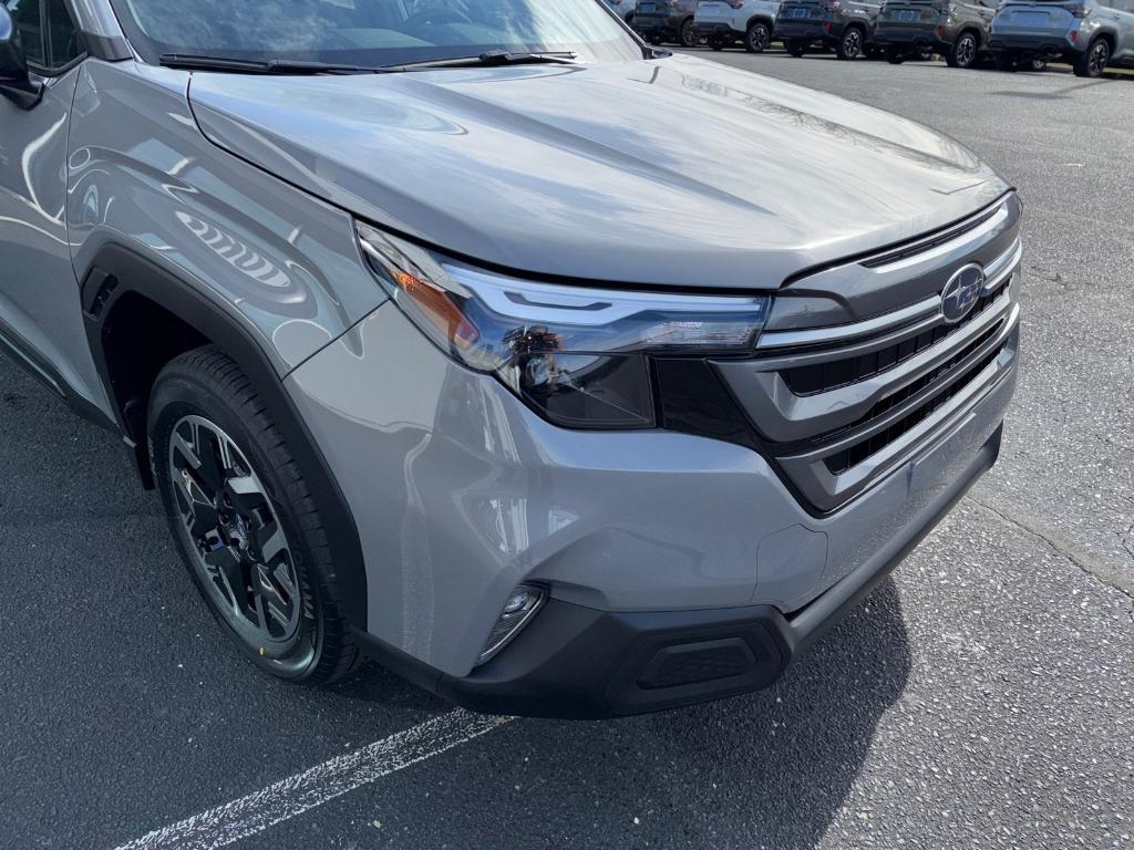 new 2025 Subaru Forester car, priced at $33,561