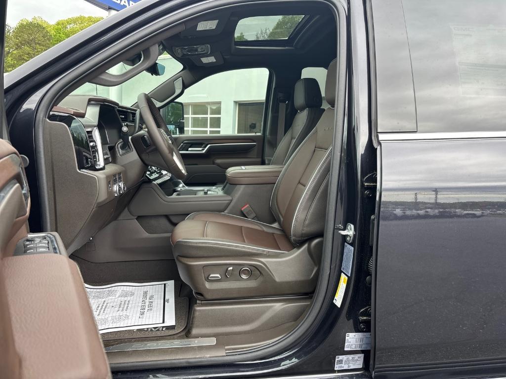 new 2025 GMC Sierra 2500 car, priced at $86,444