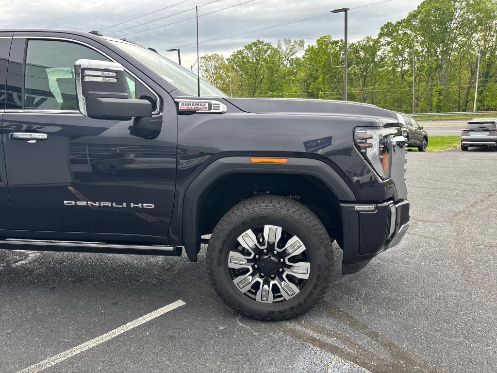 new 2025 GMC Sierra 2500 car, priced at $86,444