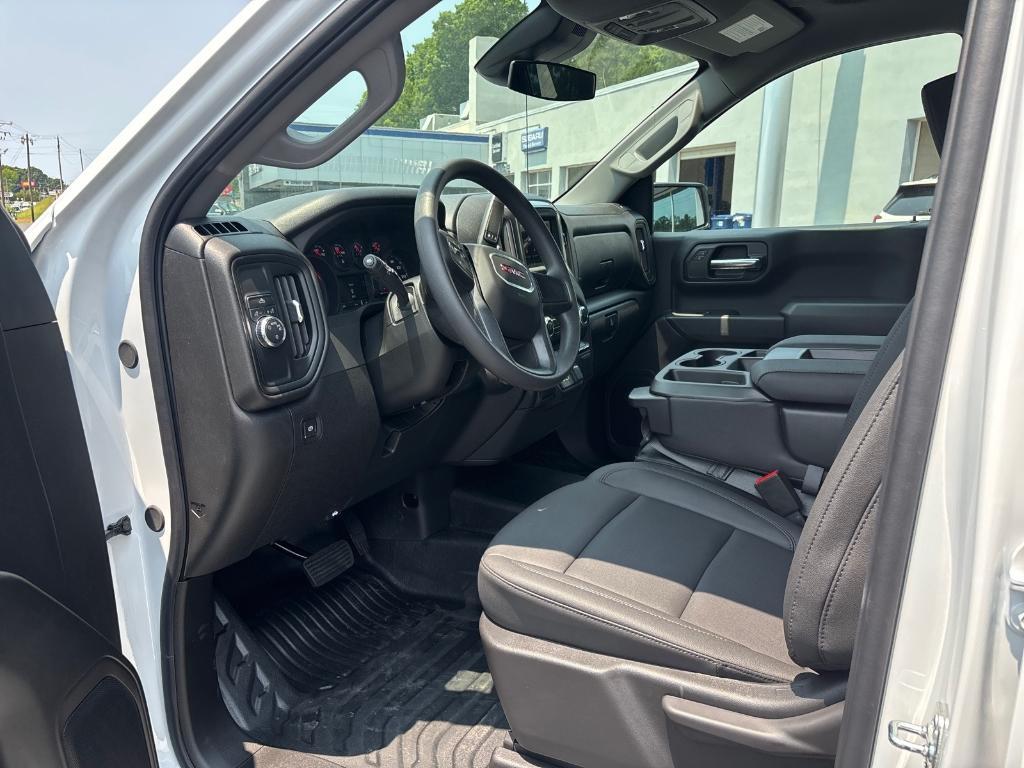 new 2025 GMC Sierra 1500 car, priced at $42,999