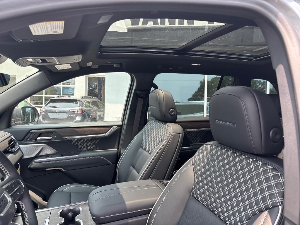 new 2025 GMC Acadia car, priced at $61,478