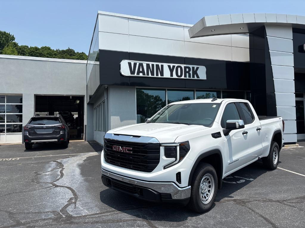 new 2025 GMC Sierra 1500 car, priced at $45,900