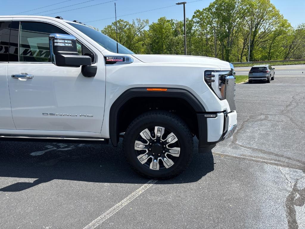 new 2025 GMC Sierra 2500 car, priced at $87,005