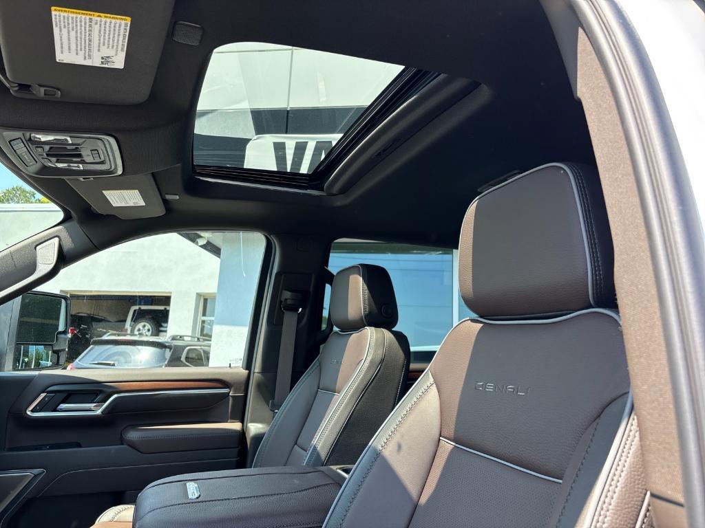 new 2025 GMC Sierra 2500 car, priced at $87,005