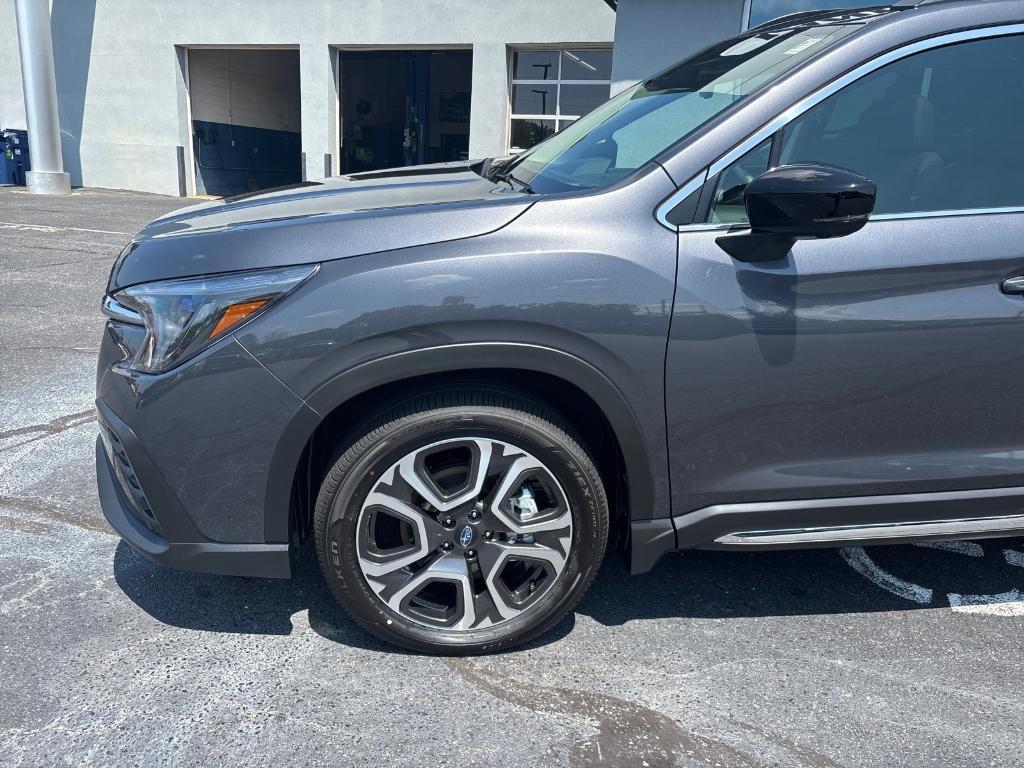 new 2025 Subaru Ascent car, priced at $47,256