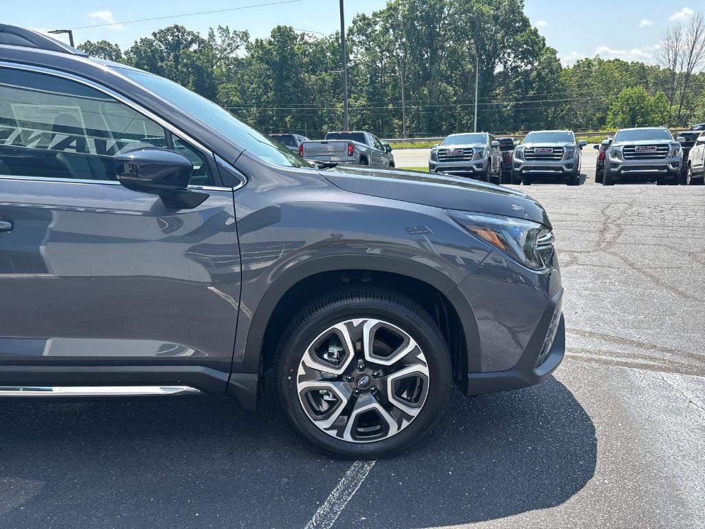 new 2025 Subaru Ascent car, priced at $47,256