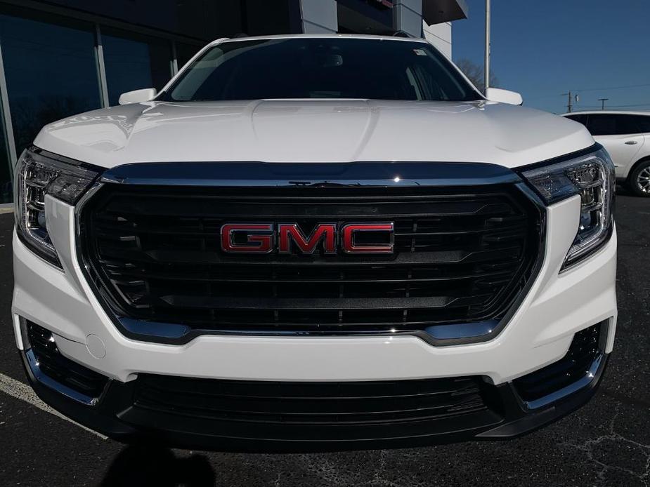 new 2024 GMC Terrain car, priced at $30,299