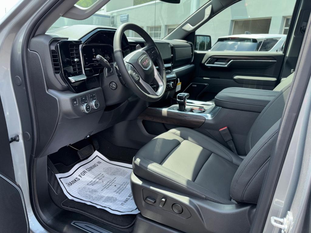 new 2025 GMC Sierra 1500 car, priced at $64,999