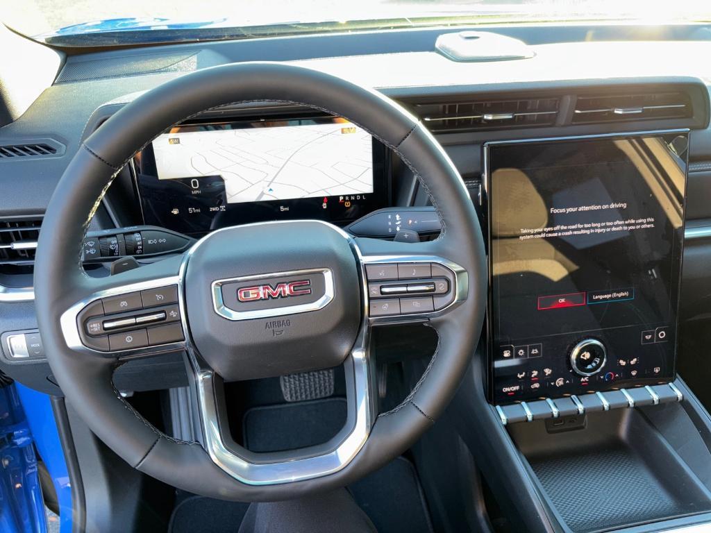 new 2025 GMC Terrain car, priced at $30,983