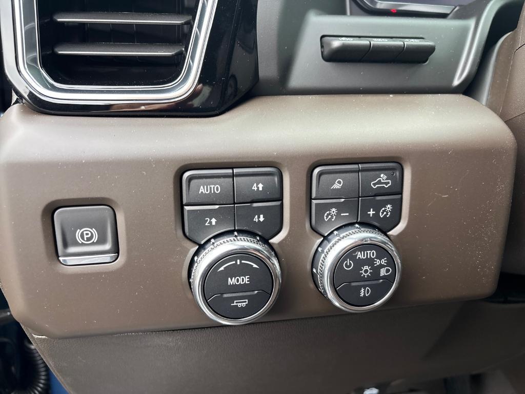 new 2025 GMC Sierra 1500 car, priced at $75,338