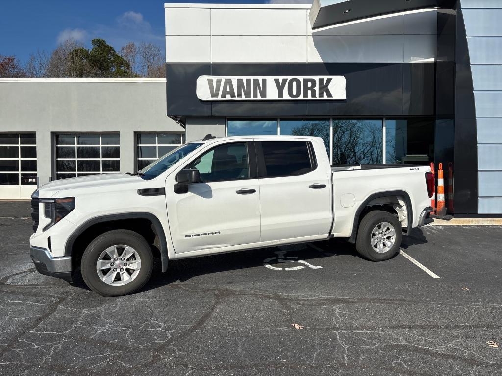 used 2022 GMC Sierra 1500 car, priced at $35,995