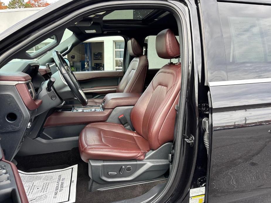 used 2022 Ford Expedition car, priced at $42,266