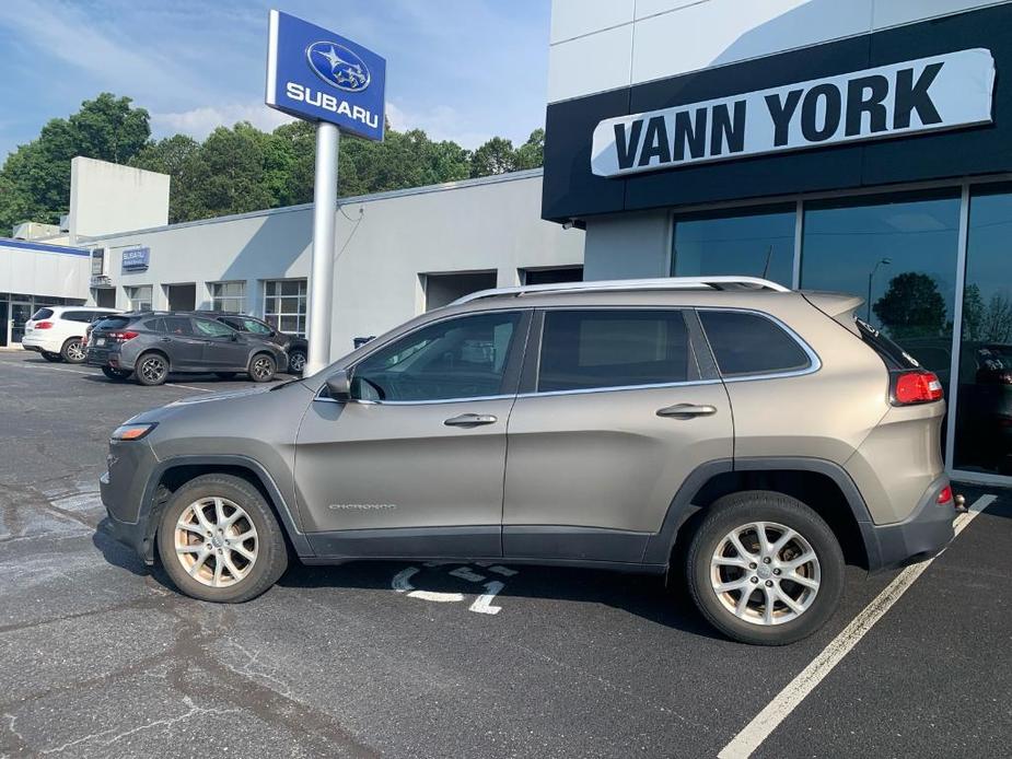 used 2016 Jeep Cherokee car, priced at $13,471