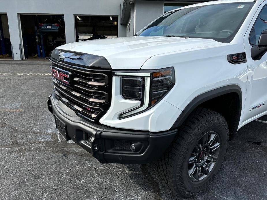 new 2024 GMC Sierra 1500 car, priced at $78,373