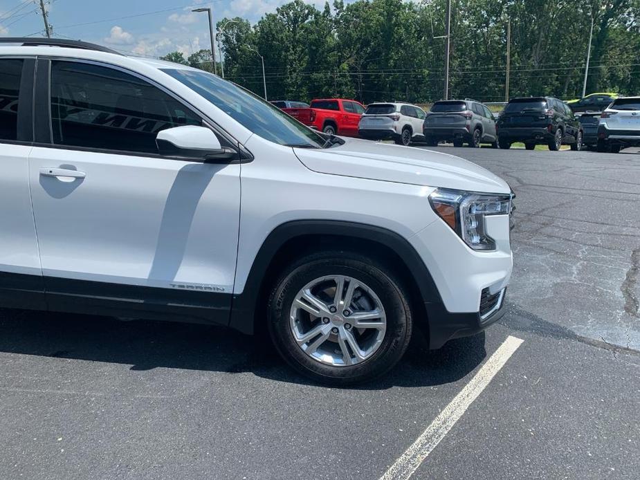 new 2024 GMC Terrain car, priced at $30,165