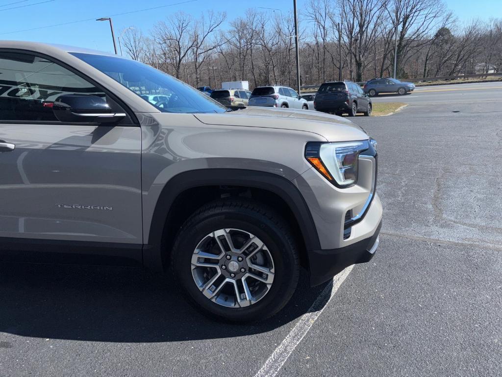 new 2025 GMC Terrain car, priced at $33,223