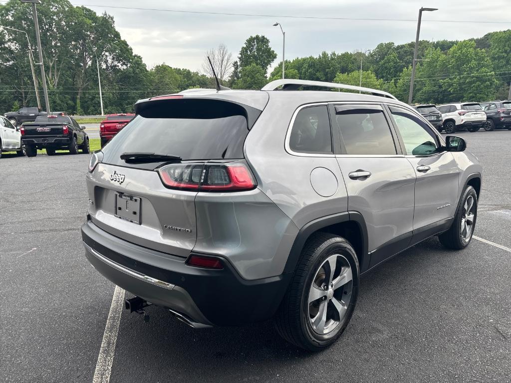 used 2019 Jeep Cherokee car, priced at $15,499