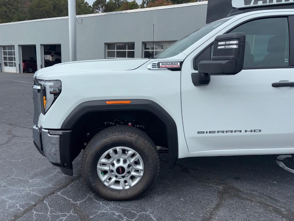 new 2024 GMC Sierra 2500 car, priced at $67,535