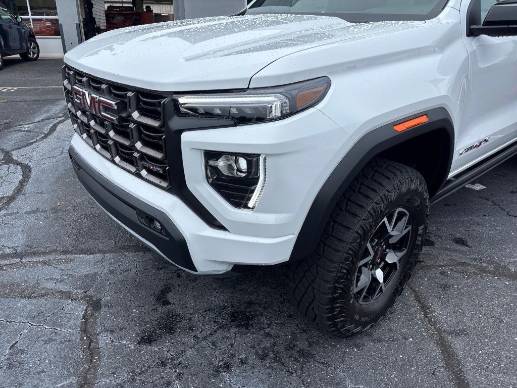 new 2025 GMC Canyon car, priced at $57,070