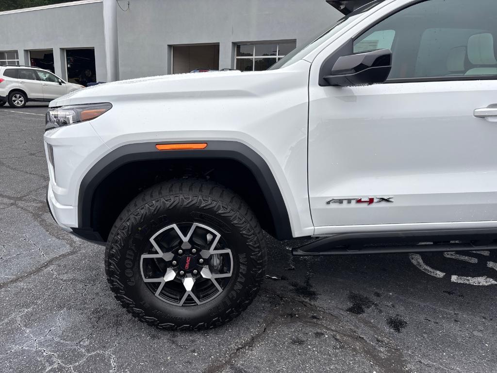new 2025 GMC Canyon car, priced at $57,070