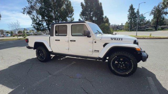 used 2022 Jeep Gladiator car, priced at $34,000