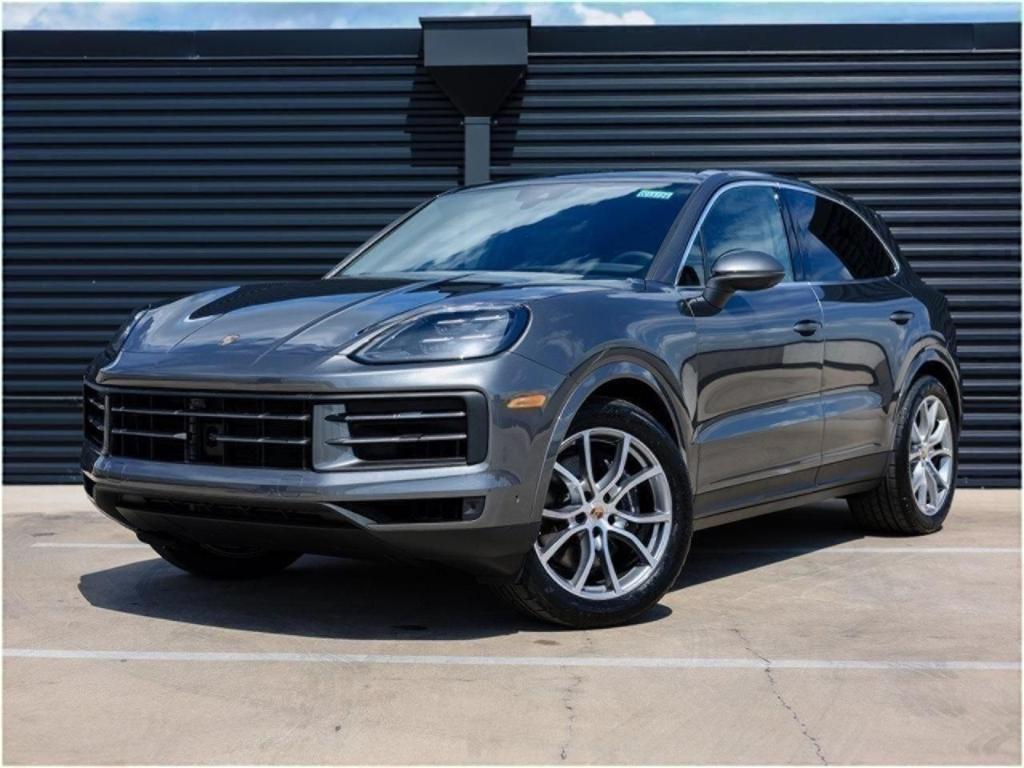 new 2025 Porsche Cayenne car