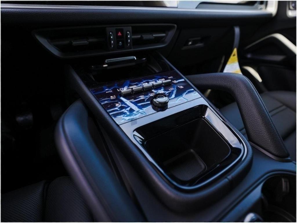 new 2025 Porsche Cayenne car