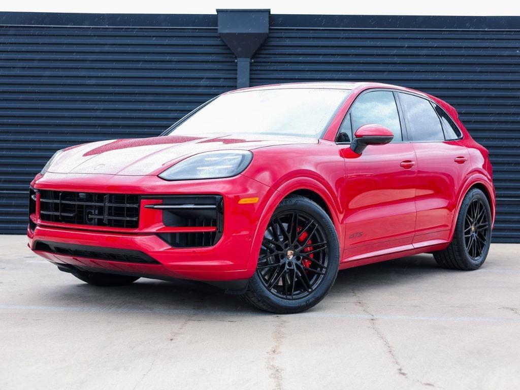new 2025 Porsche Cayenne car