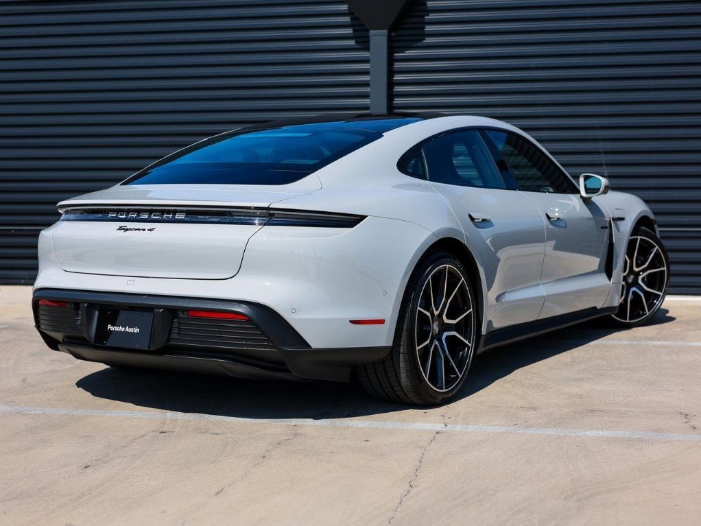 new 2026 Porsche Taycan car
