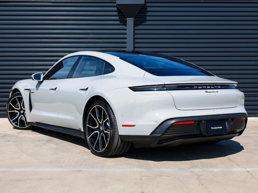 new 2026 Porsche Taycan car