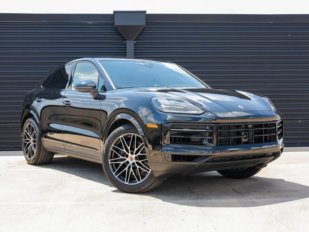 new 2025 Porsche Cayenne car