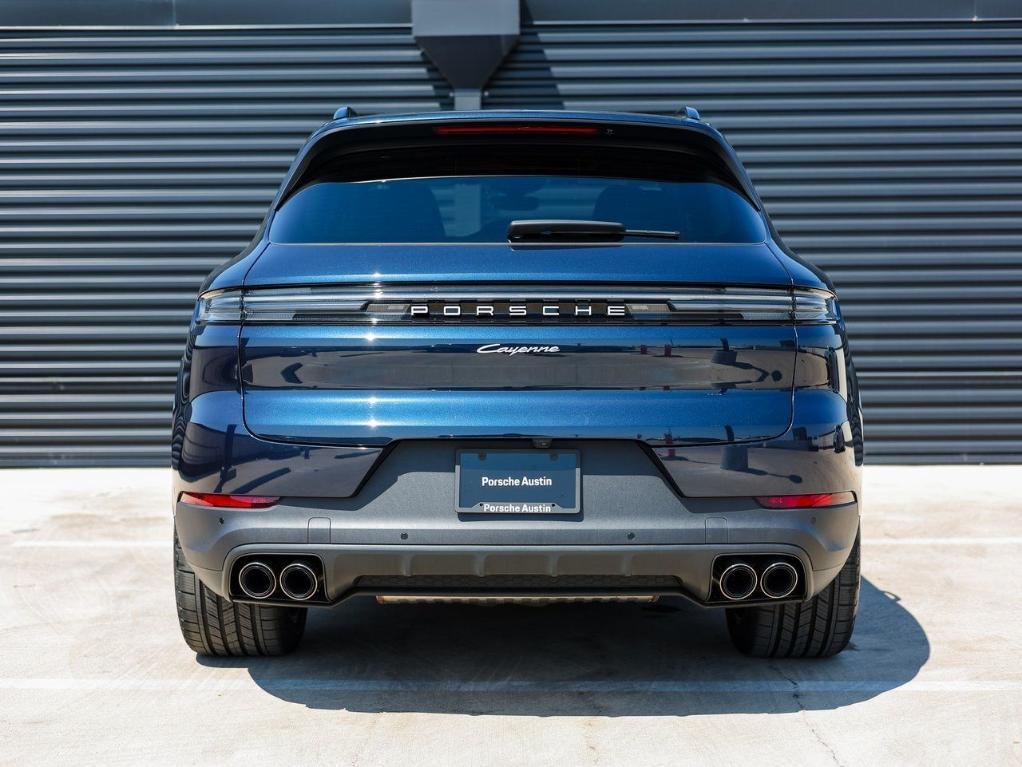 new 2025 Porsche Cayenne car