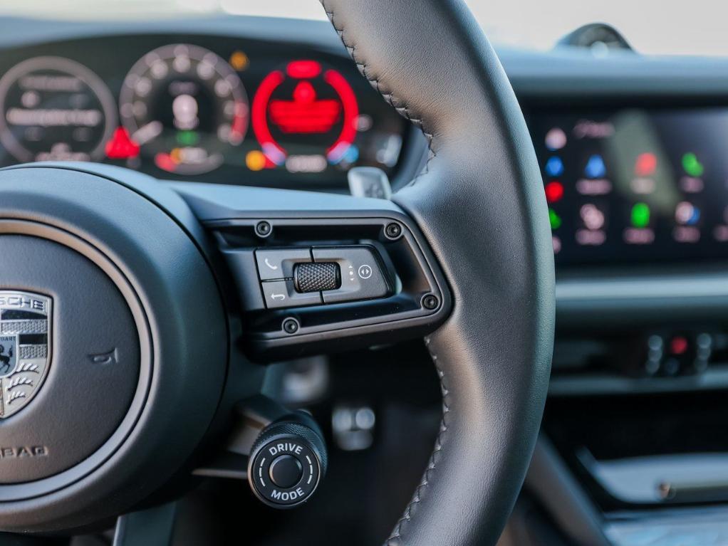 new 2025 Porsche Cayenne car