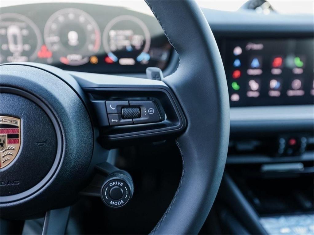 new 2025 Porsche Cayenne car