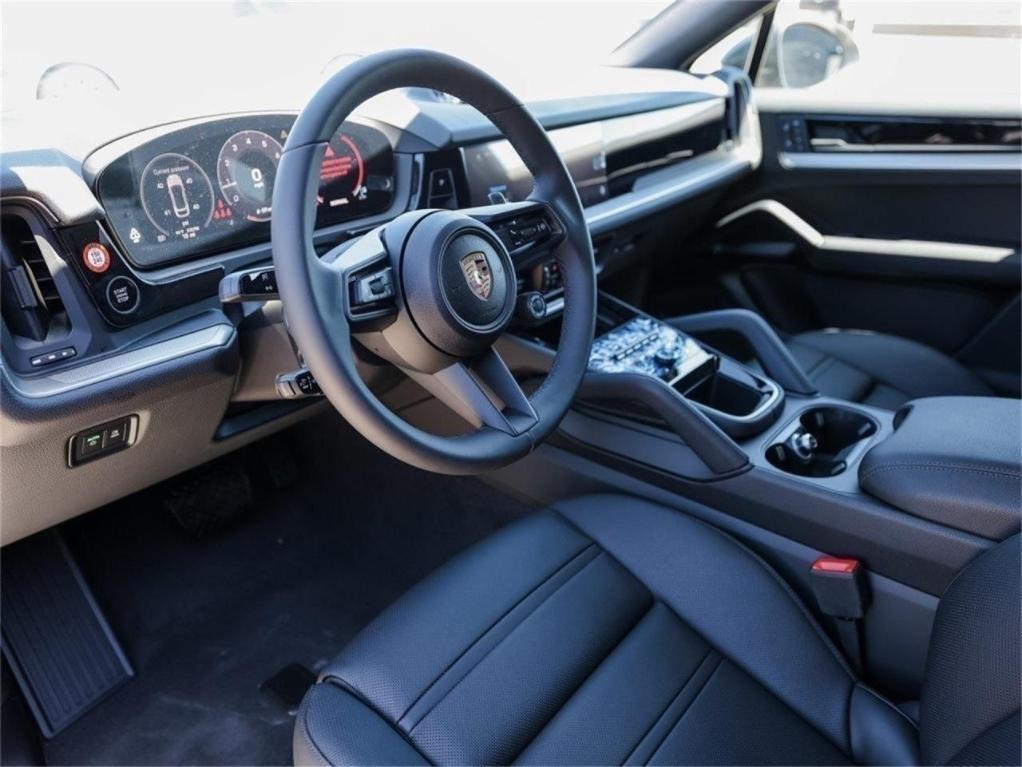 new 2025 Porsche Cayenne car