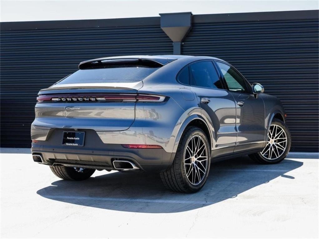 new 2025 Porsche Cayenne car