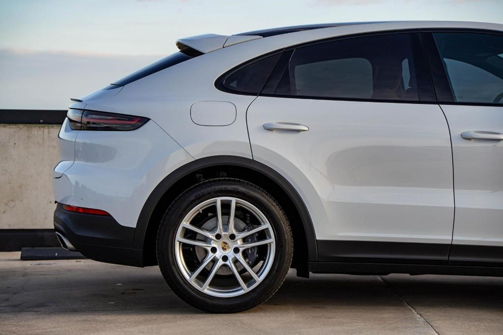 used 2021 Porsche Cayenne car, priced at $61,990