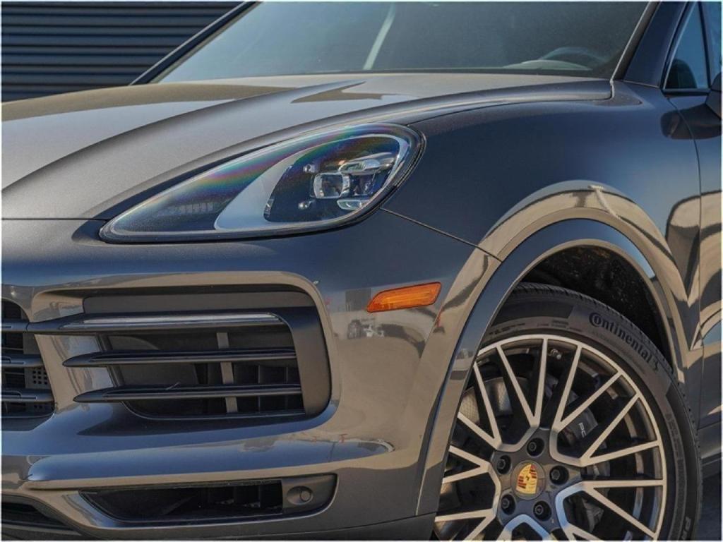 used 2022 Porsche Cayenne car, priced at $62,490