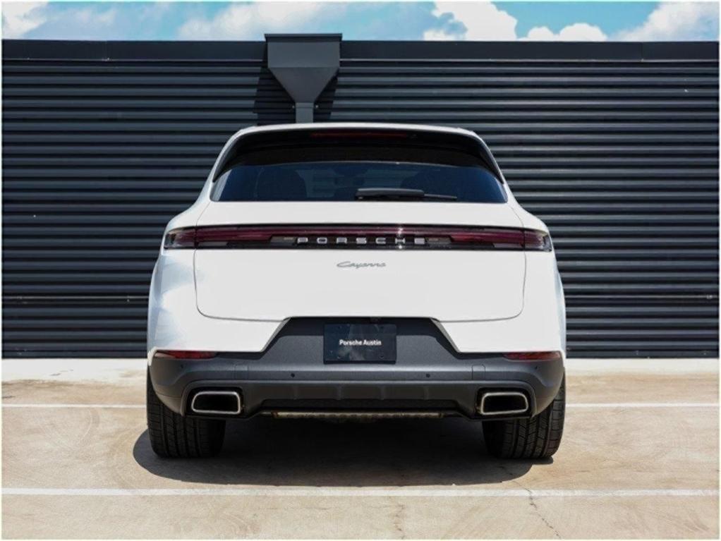 new 2025 Porsche Cayenne car