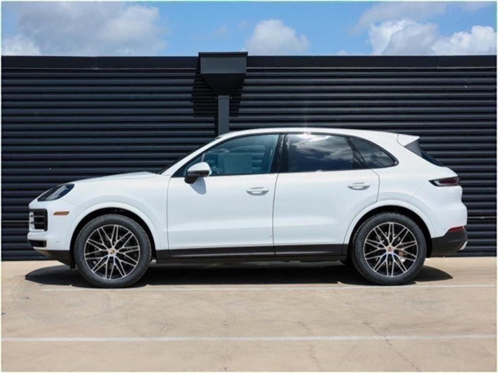 new 2025 Porsche Cayenne car