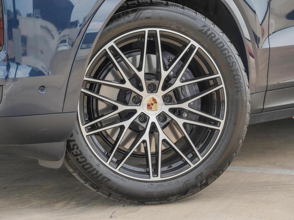 used 2025 Porsche Cayenne car, priced at $97,550